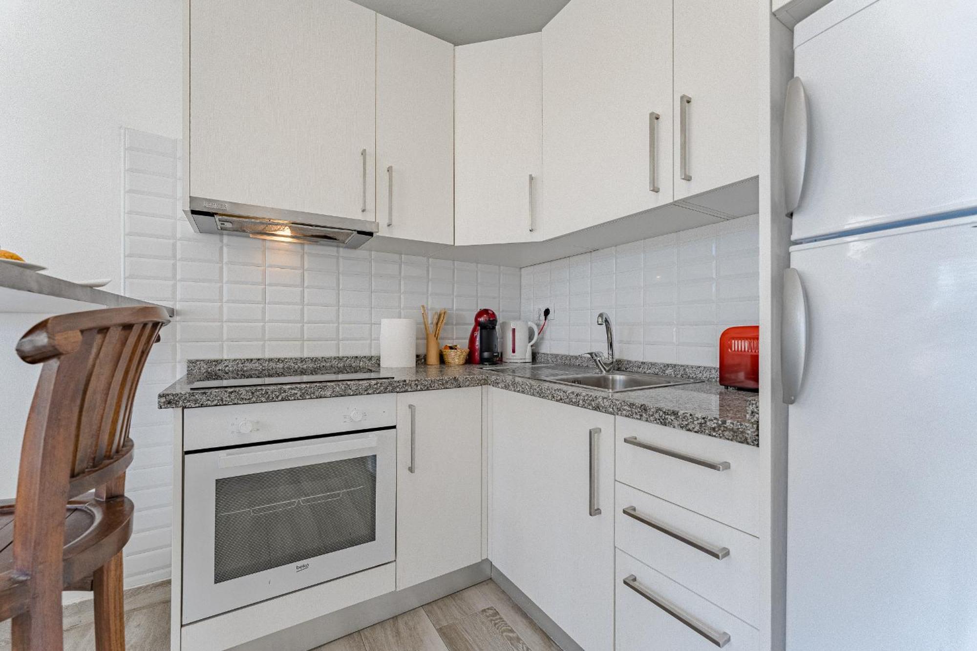 Primavera Tranquil Retreat 2-Bedroom Apartment With Balcony, Garden View & Fiber Wifi Arona  Extérieur photo