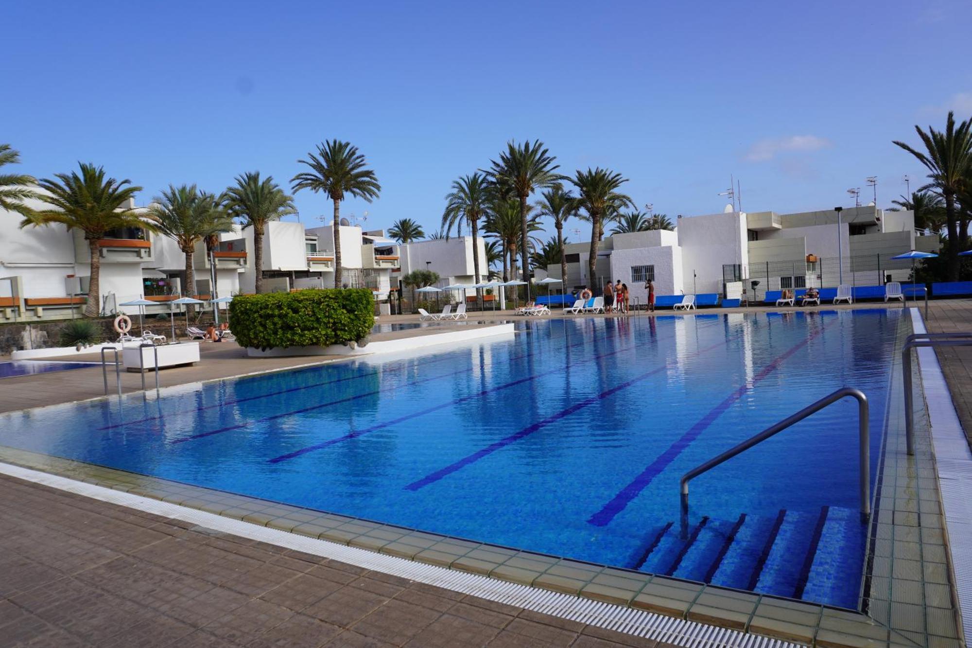 Primavera Tranquil Retreat 2-Bedroom Apartment With Balcony, Garden View & Fiber Wifi Arona  Extérieur photo